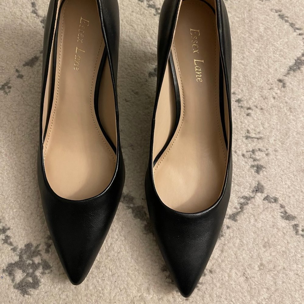 Essex Lane Demy Pumps | Black | Size 9